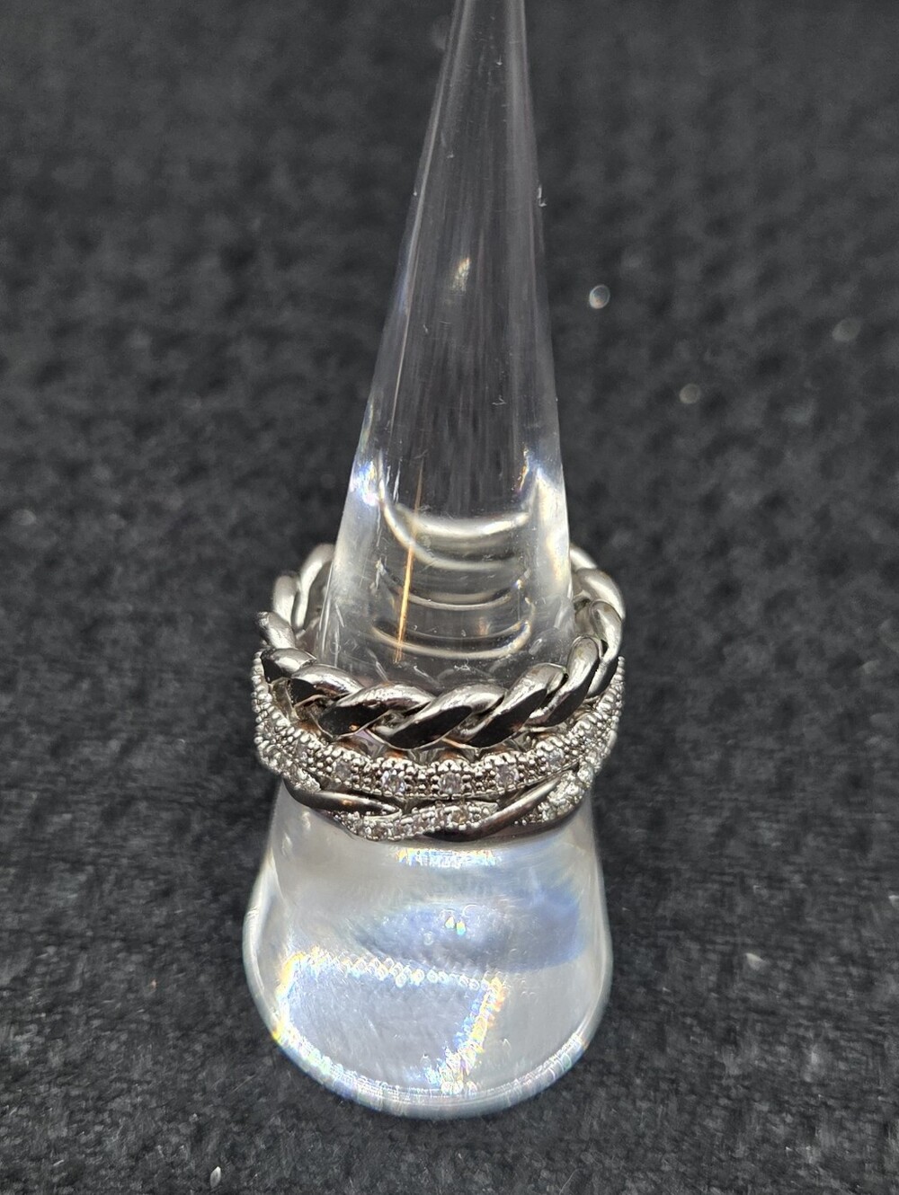 1370. Set Of 3 Silver Tone Stackable Rings